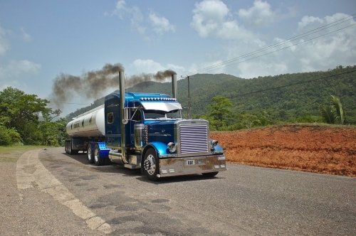 Capturing Truck Smoke Emissions And Converting It To A Liquid